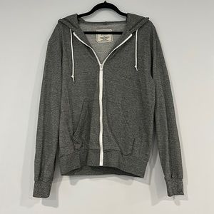 Chor men’s size Large zip up sweater